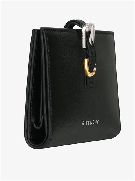 givenchy tasche schwarz mit kreuz|Große Voyou Tasche aus genarbtem Leder .